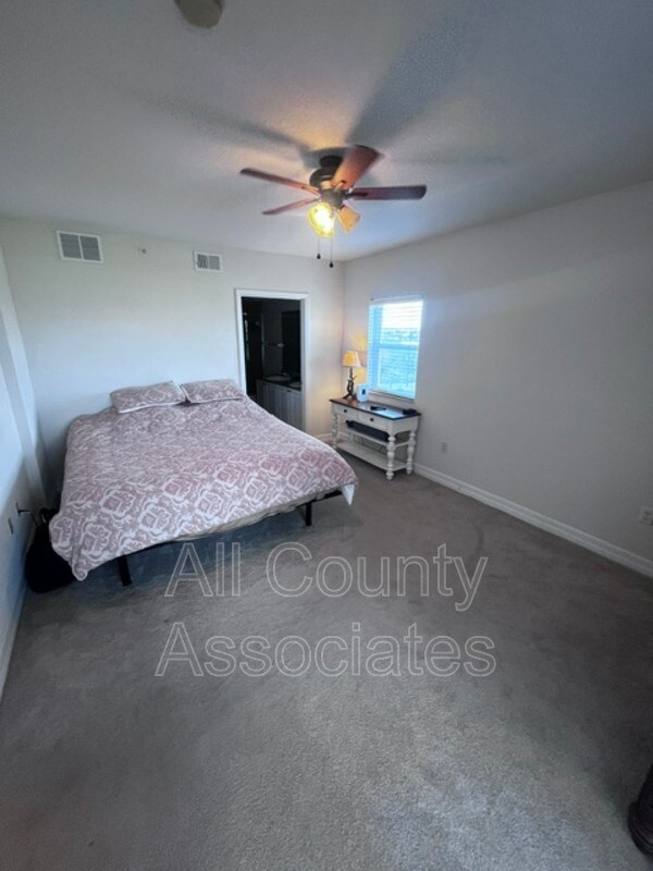 Building Photo - 4516 Seagull Dr