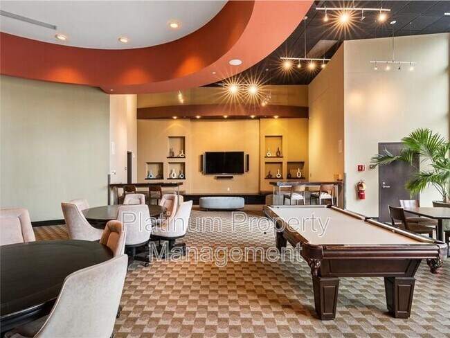 Building Photo - 1080 Peachtree St NE