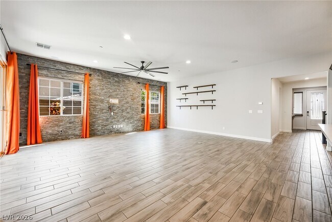 Building Photo - 333 Mandarin Hill Ln