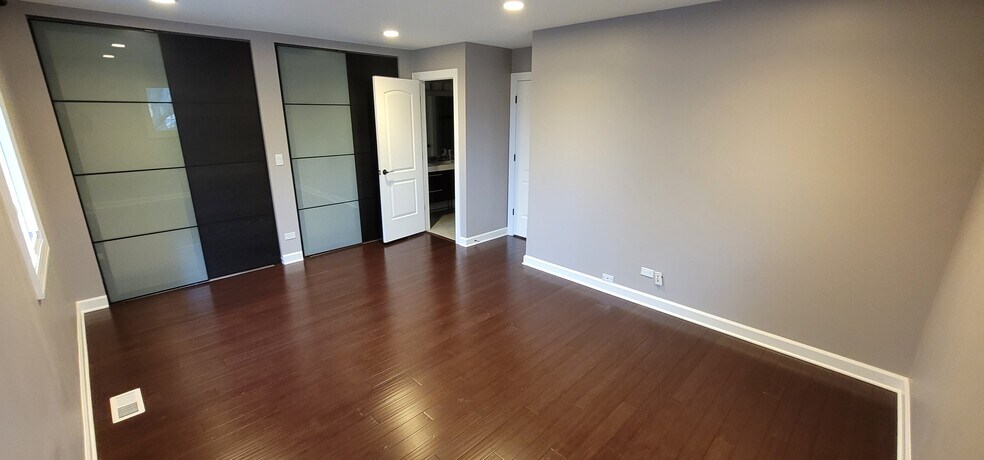 Building Photo - 1147 Needham Rd