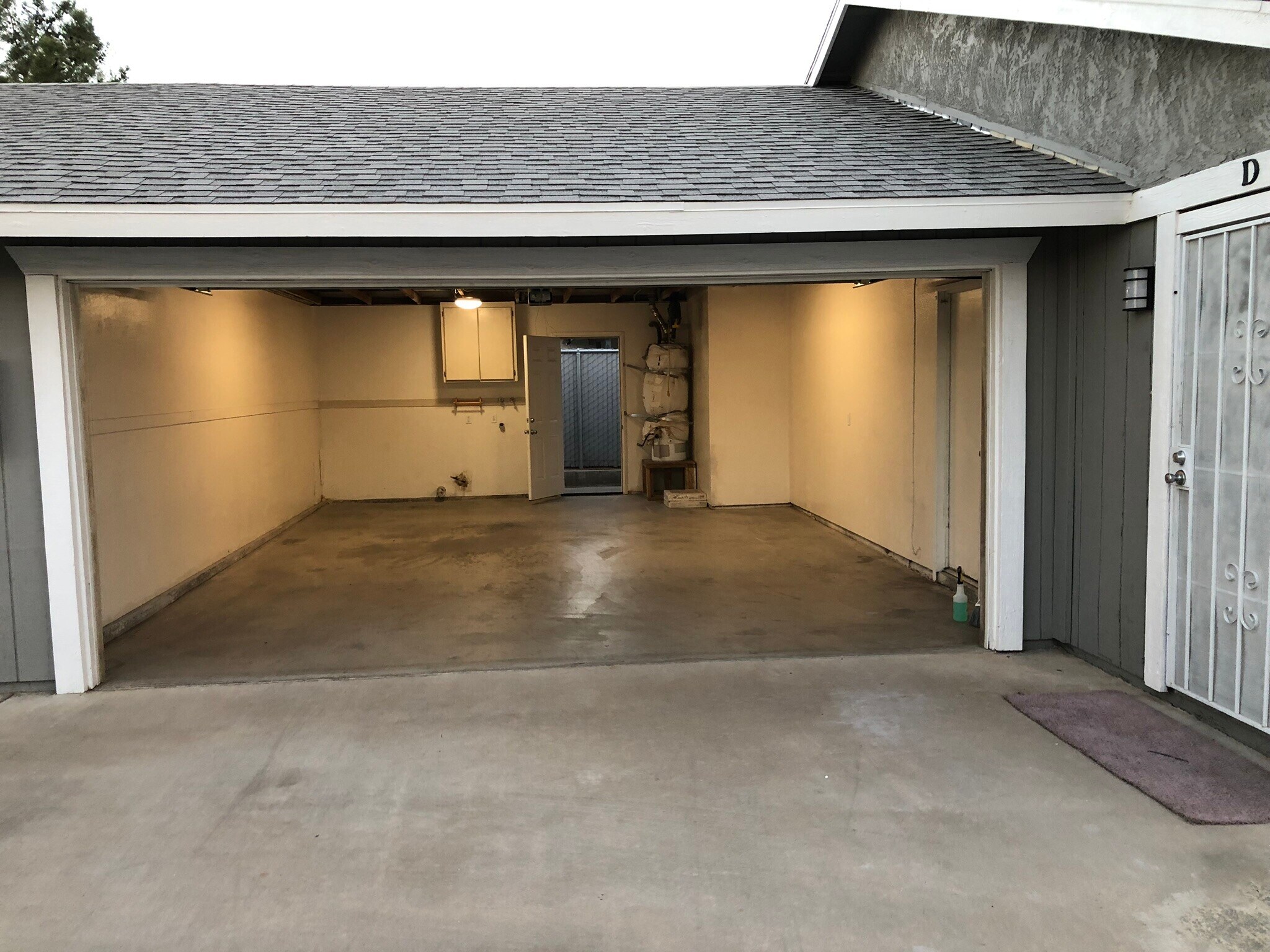 Building Photo - 14025 Smoketree St