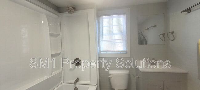 Building Photo - 4302 Hilltop Rd