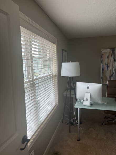 Building Photo - 3294 Red Oak Trl