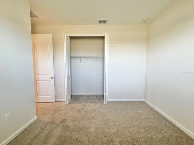 Building Photo - 656 Hennepin Lp