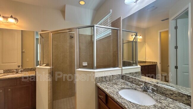Building Photo - 13833 Bridgewater Crossings Blvd