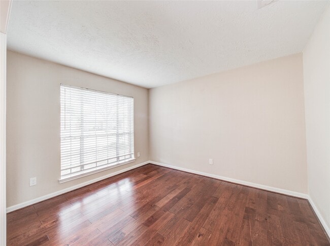 Building Photo - 13618 Woodspire Dr