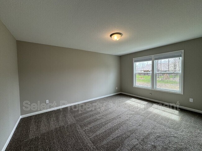 Building Photo - 8225 Catberry Trl