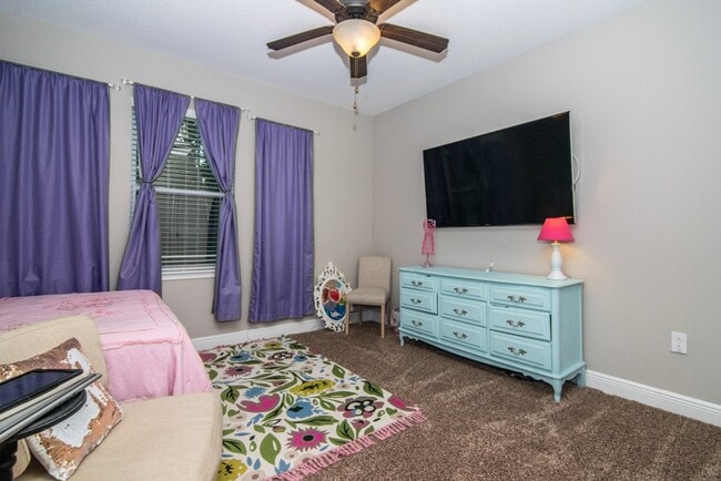 Building Photo - 8114 Champions Forest Way