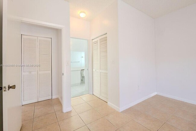 Building Photo - 8117 NW 199th Terrace