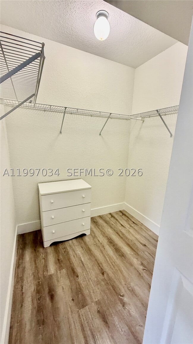 Building Photo - 2122 Pasa Verde Ln
