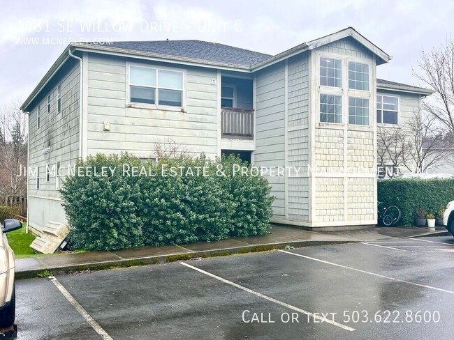 Primary Photo - 1481 SE Willow Dr