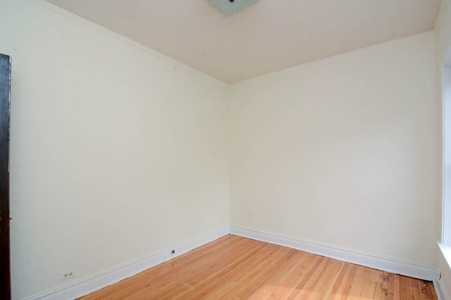 Building Photo - 3810 N Fremont St