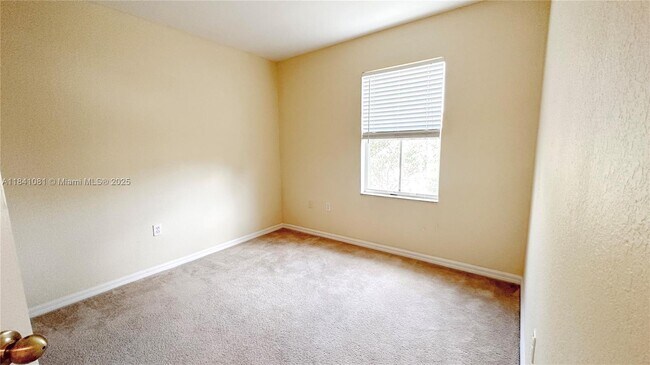 Building Photo - 12874 SW 31st Ct