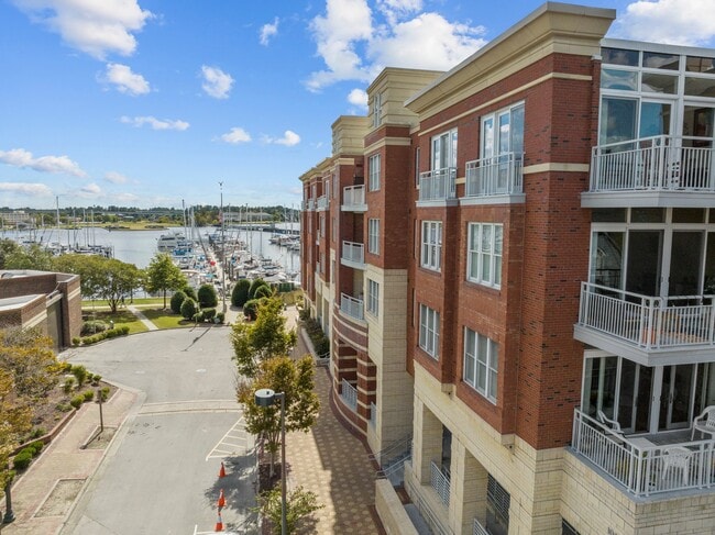 Building Photo - 235 Sky Sail Blvd