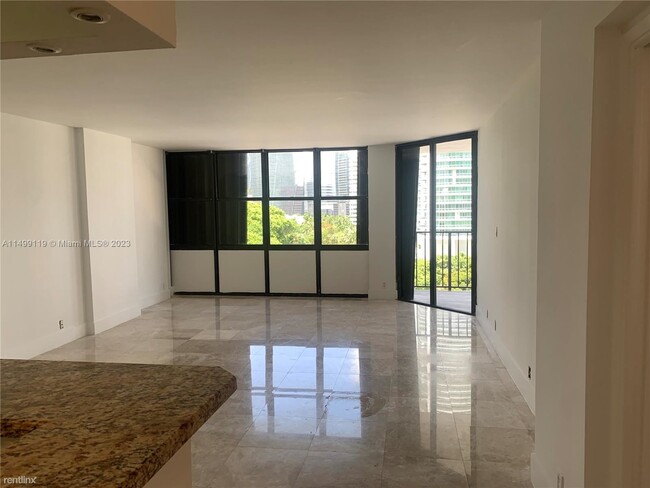 Primary Photo - 2 br, 2 bath Condo - 1901 Brickell Ave Apt...