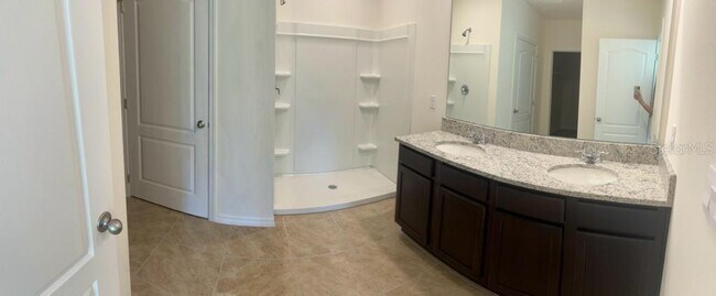 Building Photo - 996 Brooklet Dr