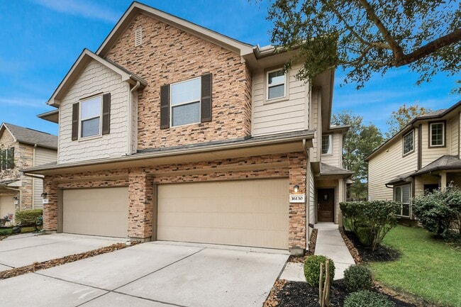 Building Photo - 16130 Beachside Pl