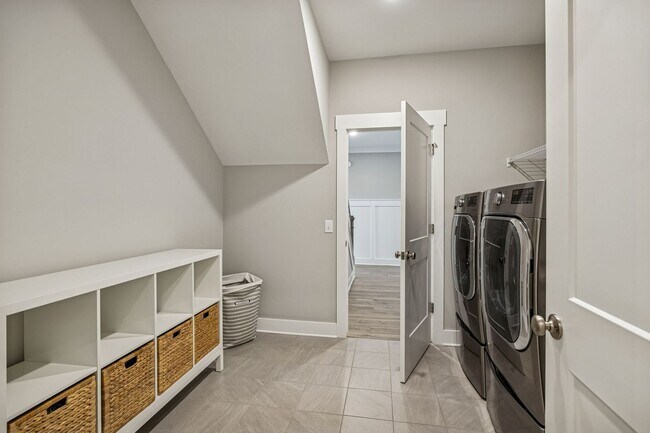 Building Photo - Stunning Craftsman-Style Rental Home with Flexible Living Space & Luxury Upgrades!