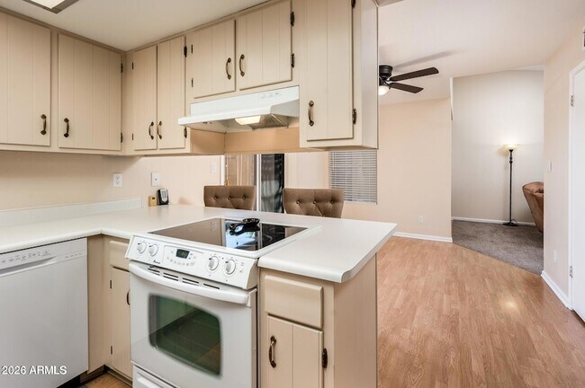 Building Photo - 4515 W Continental Dr