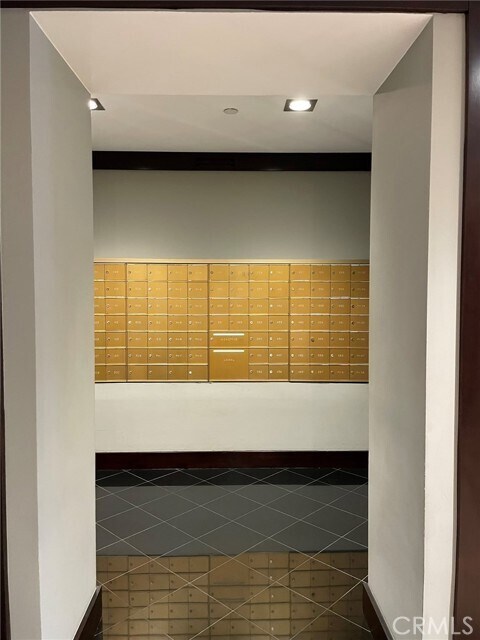 Building Photo - 200 N Swall Dr