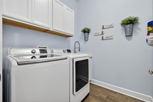 Building Photo - 10522 Cardera Dr