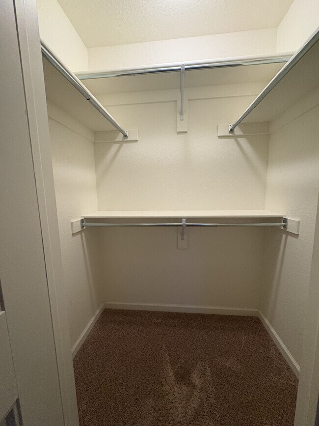 Building Photo - 507 Foxtail Pl