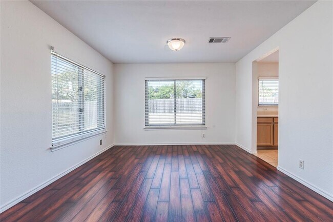 Building Photo - 17924 Narsitin Ln