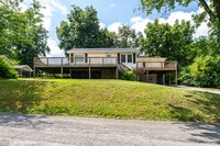 Building Photo - 1314 Goldleaf St