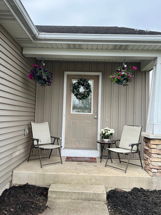 Building Photo - 4427 136th Ave