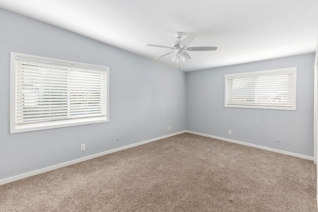 Building Photo - Charming Haven for Rent: Your Ideal Home A...