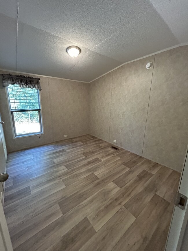 Building Photo - 211 Wauka Ridge Rd