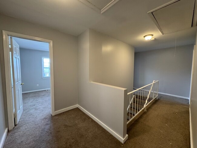 Building Photo - 401 Advocate Ct