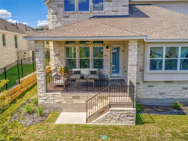 Building Photo - 425 Sitlington Ln