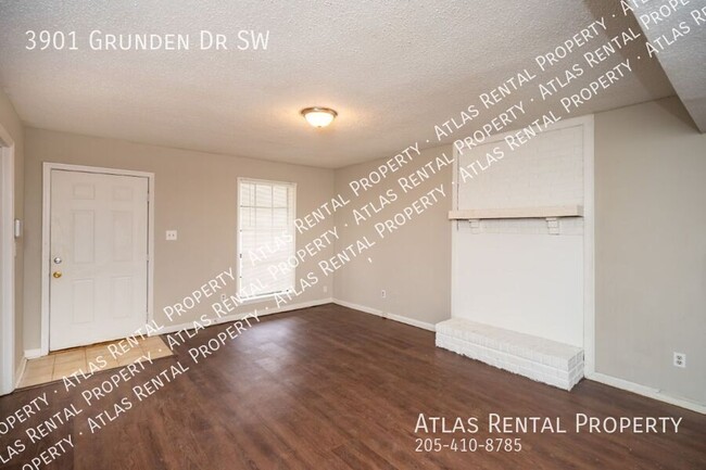 Building Photo - 3901 Grunden Dr SW