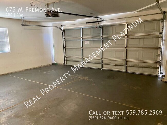 Building Photo - $2,395  Willow and Herndon, 4 Bedroom,  - ...