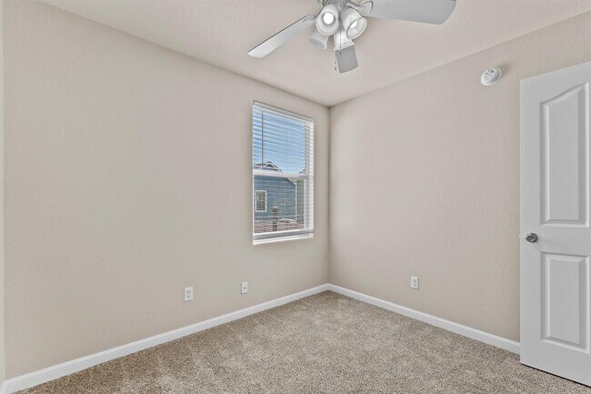 Building Photo - 220 Trestle Tree