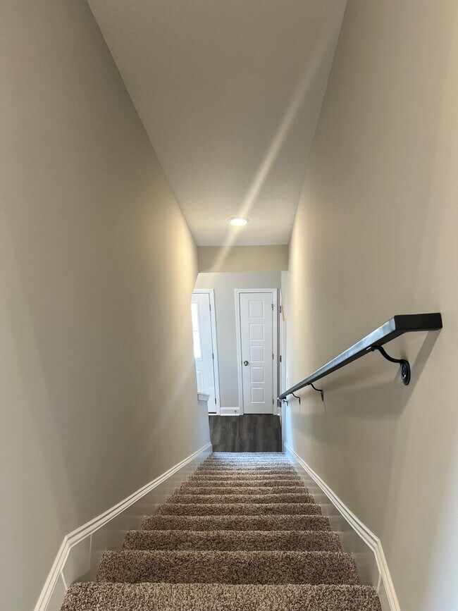 Building Photo - Brand new home in Cherry Acres