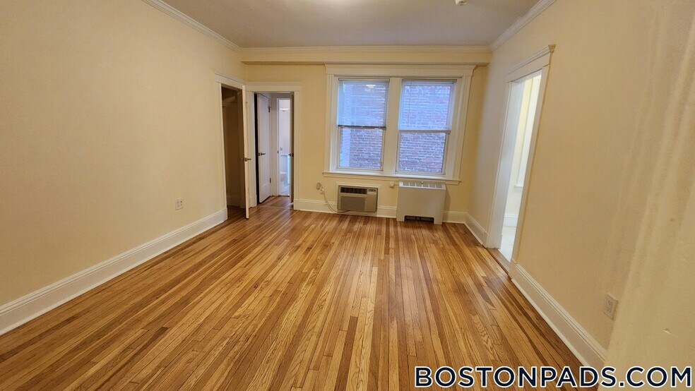 Building Photo - 18 Chauncy St