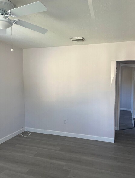 Building Photo - 1730 NW 50th St