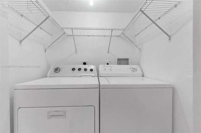 Building Photo - 15400 SW 284th St