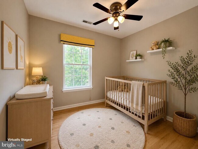 Building Photo - 2107 Mardic Dr