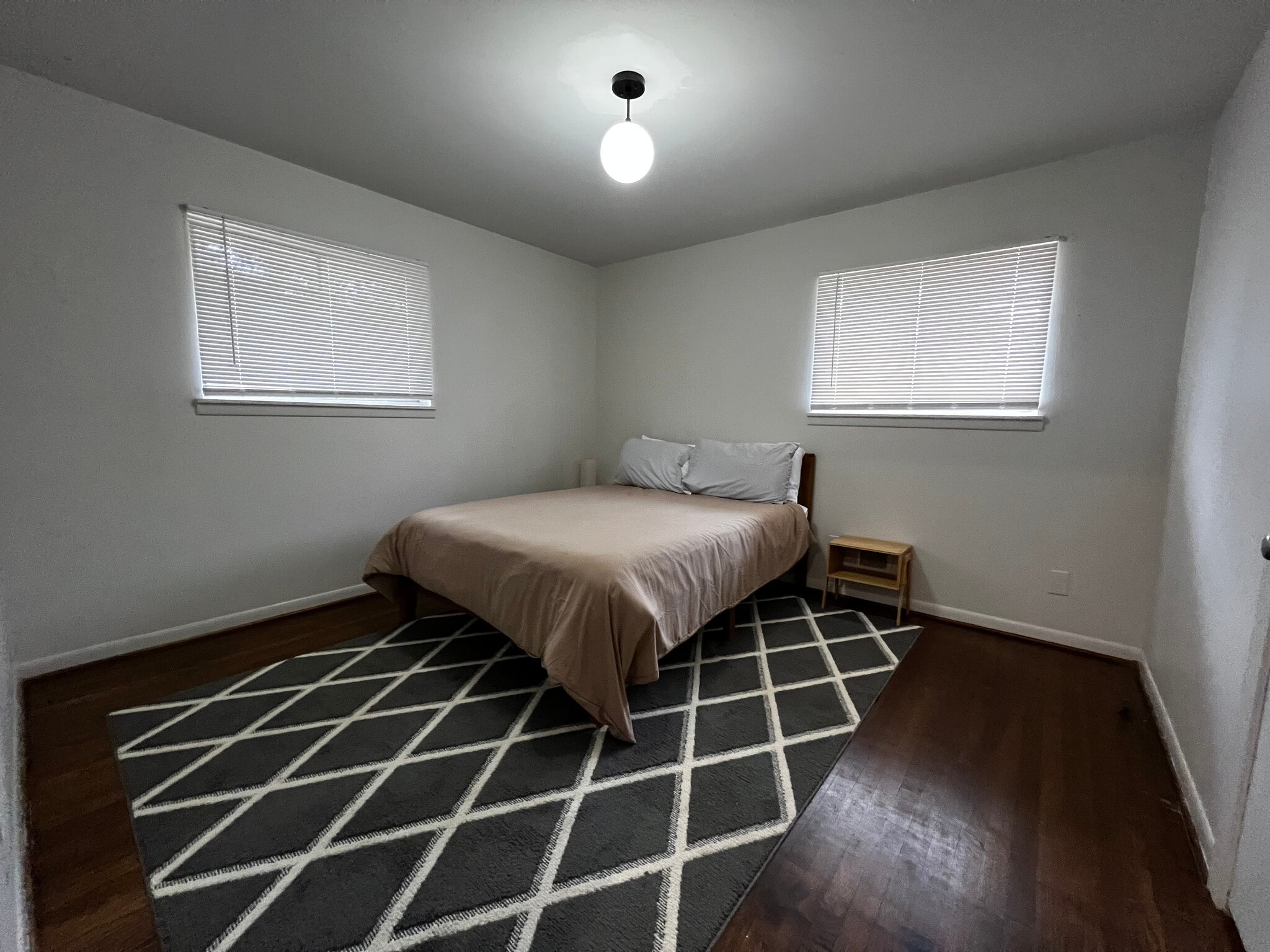 *furnished bedroom 2 - 536 81st St S