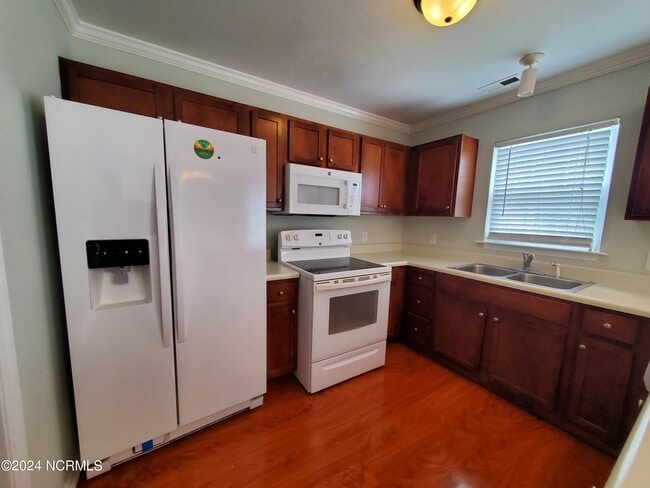 Building Photo - 1508 Manning Forest Dr