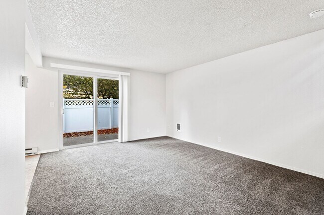 Building Photo - 367NW