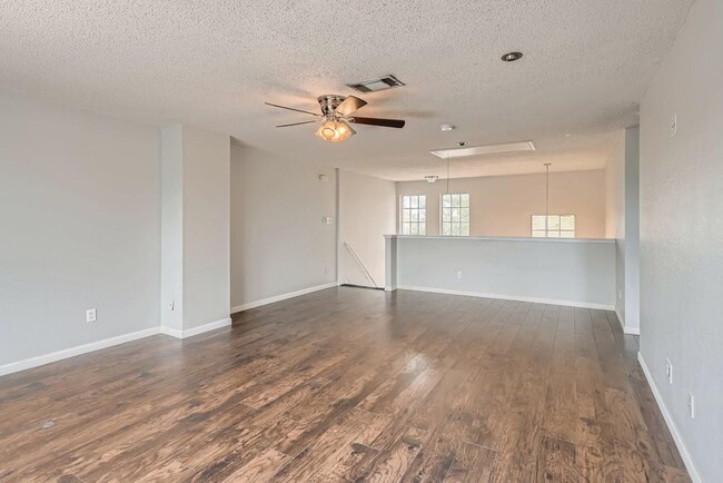 Building Photo - 1021 Bainbridge Ln