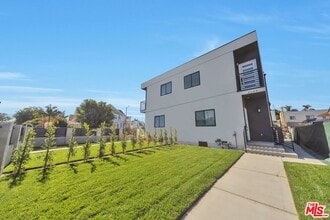 Building Photo - 4239 Halldale Ave
