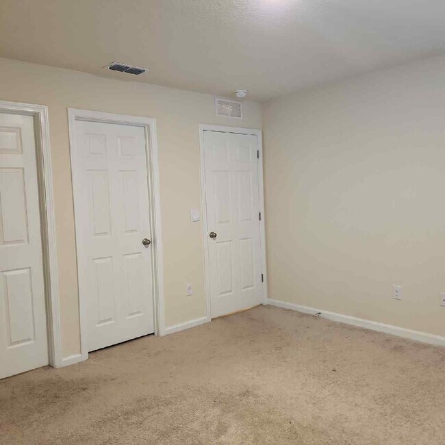 Building Photo - 86624 Shortline Cir