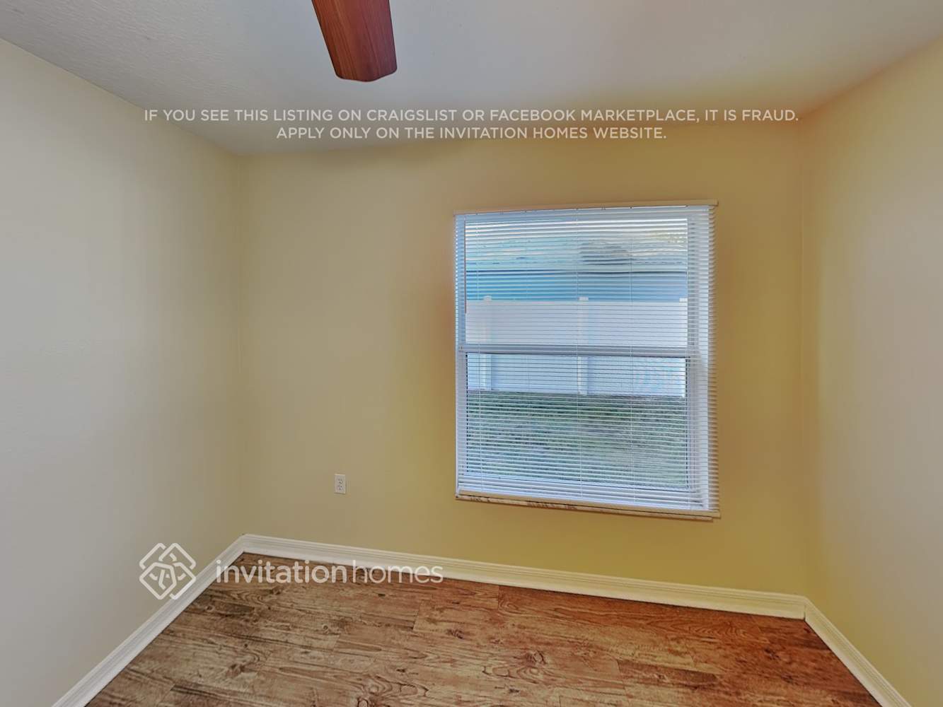 Building Photo - 2797 Benrock Terrace