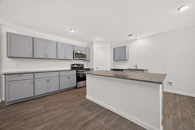 Building Photo - 16364 Jasmine Marie Pl