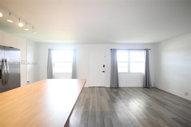 Building Photo - 301 SW 135th Ave